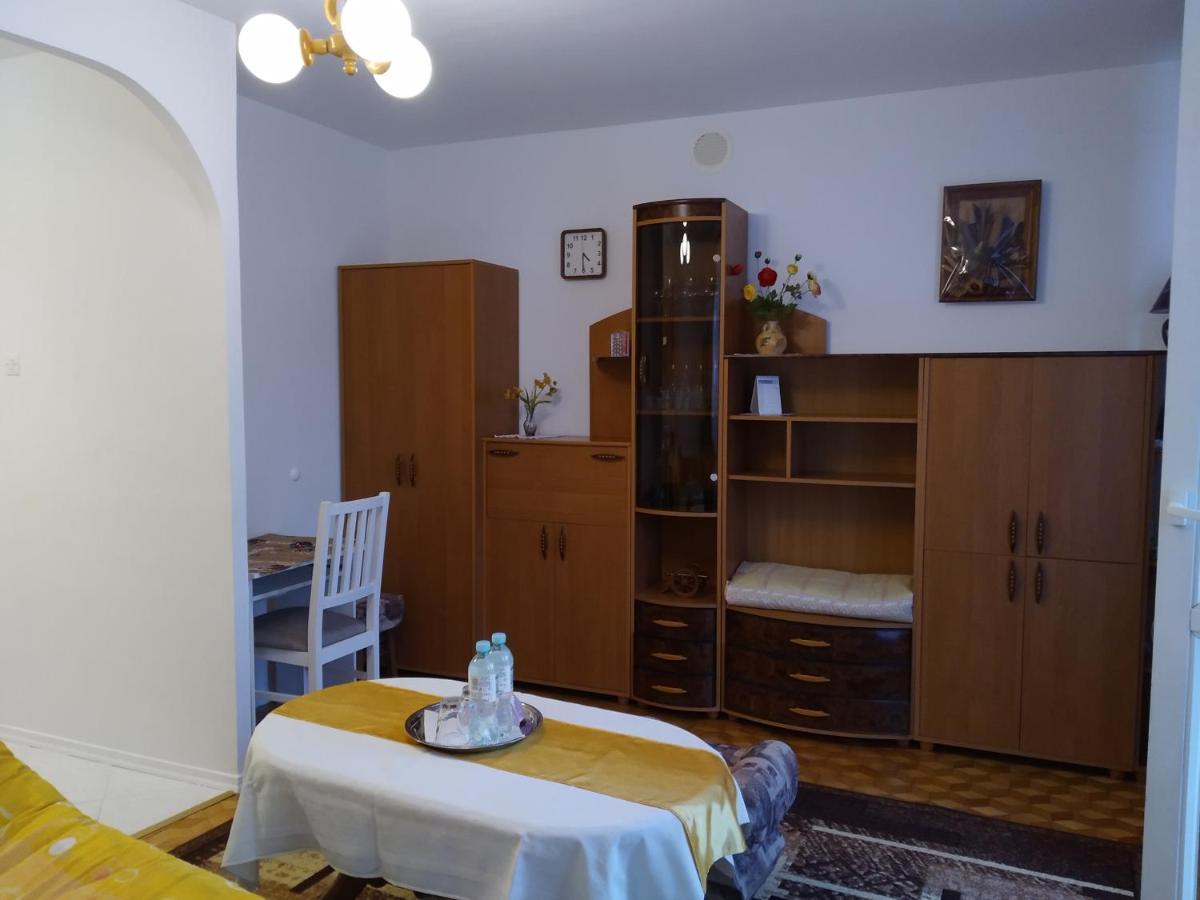 Apartament W Centrum Chelma Bagian luar foto